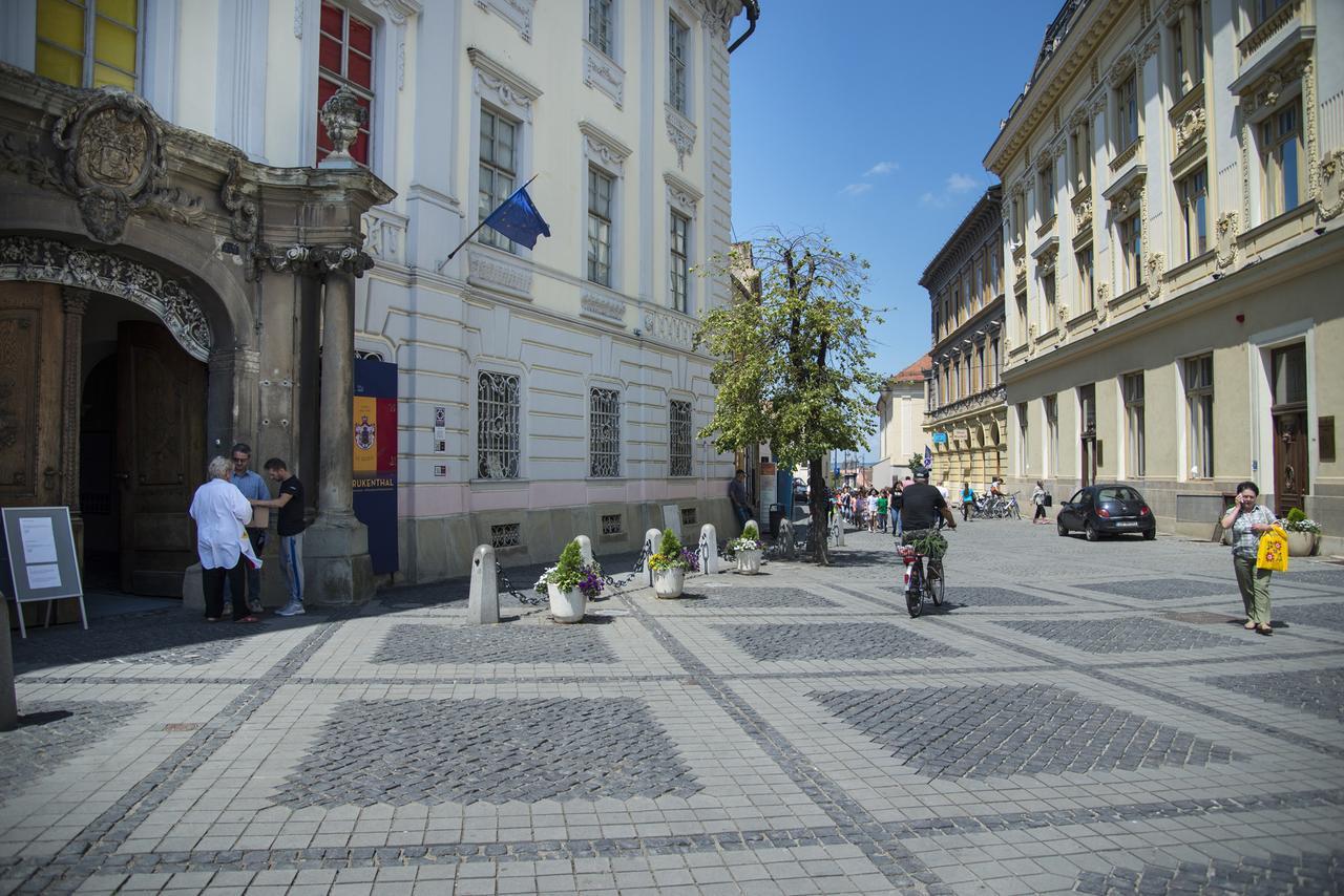 Brekner Rooms Sibiu Exterior photo